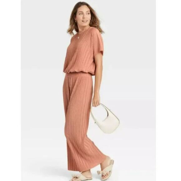 513 A New Day Ribbed Knit Top Rust Pleated Tee Short Sleeve Textured Blouse - Picture 1 of 5